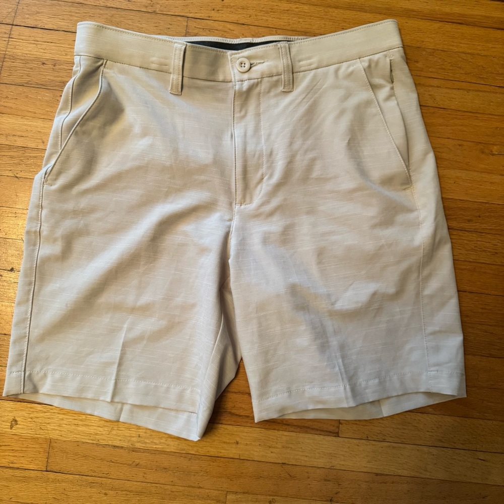 Apt. 9 Tan Flat Front Premiere Flex Shorts  waist 32